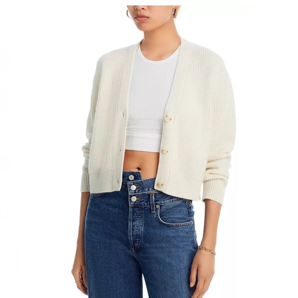 Luxurious 100% Cashmere V-Neck Novelty Stitch Cardigan By Aqua in Ivory - Picture 2 of 6